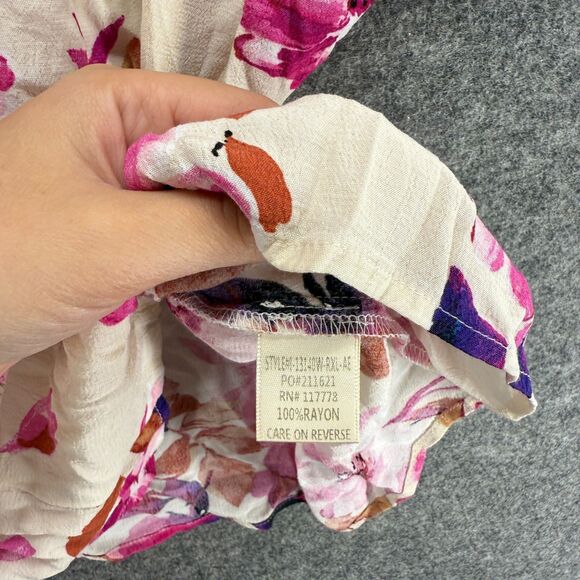 Lovestitch Blouse Women M Medium White Floral V-Neck Short Sleeve Rayon Casual - Picture 4 of 7